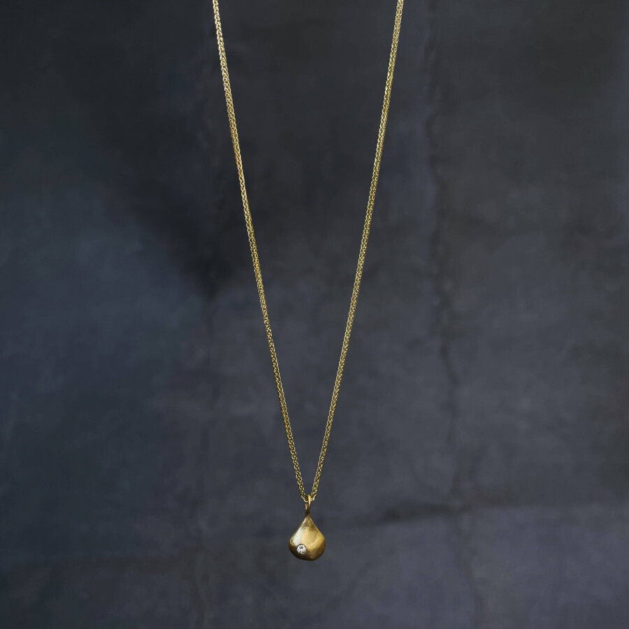 שרשרת הטיפה של מזל.